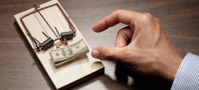 Sposoby na to, jak ukraść komuś pieniądze – ostrzeżenie przed pułapkami oszustów