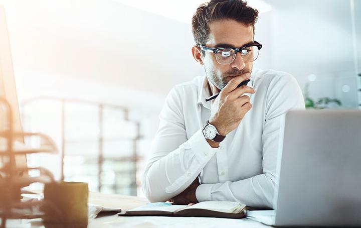 Jak wybrać pomysł na własny biznes? Praktyczne wskazówki, co otworzyć!