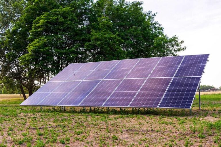 Zysk z energii słonecznej: ile można zarobić na instalacji fotowoltaicznej?