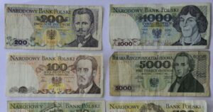 Jakie były zarobki w 1986 roku i co mówią o naszych czasach?